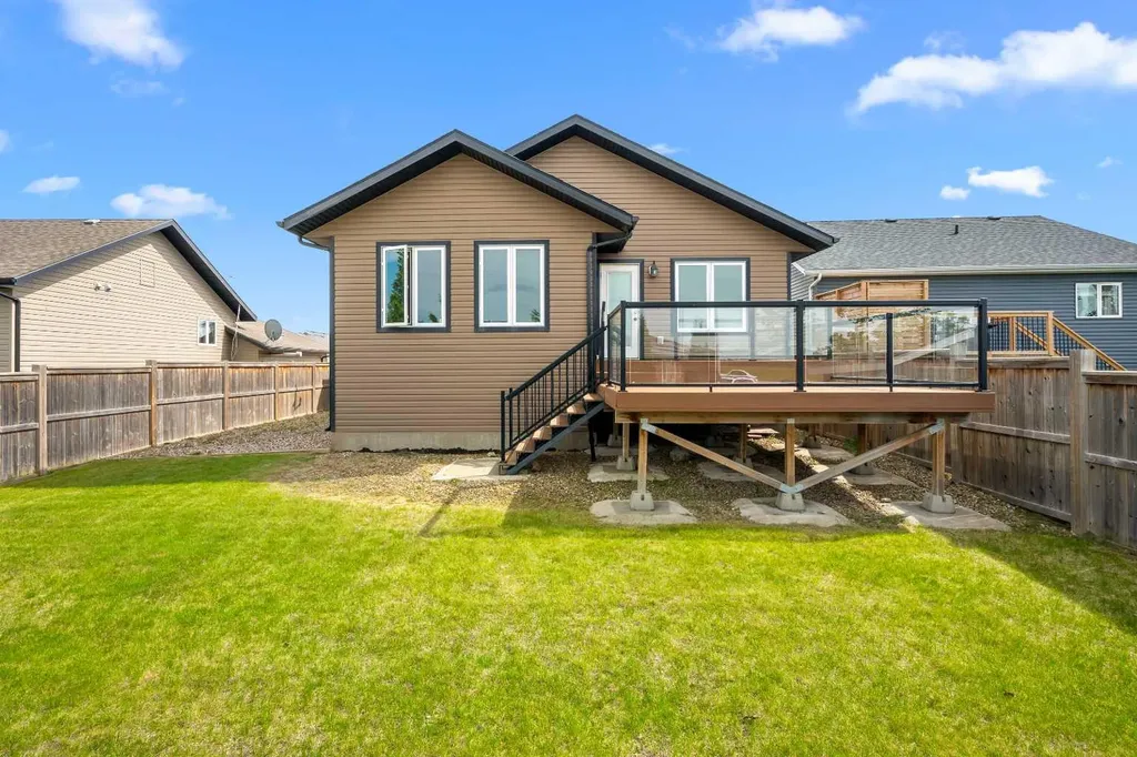 7408 29 Street Lloydminster AB T9V 3N1
