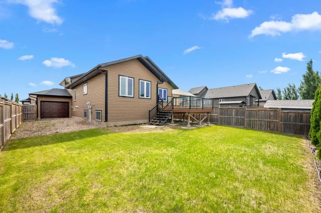 7408 29 Street Lloydminster AB T9V 3N1