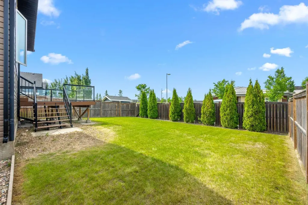 7408 29 Street Lloydminster AB T9V 3N1