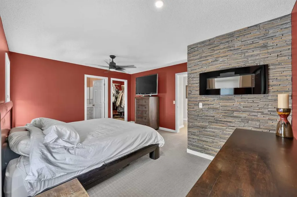 67 Hidden Ranch Terrace NW Calgary AB T3A 5A4