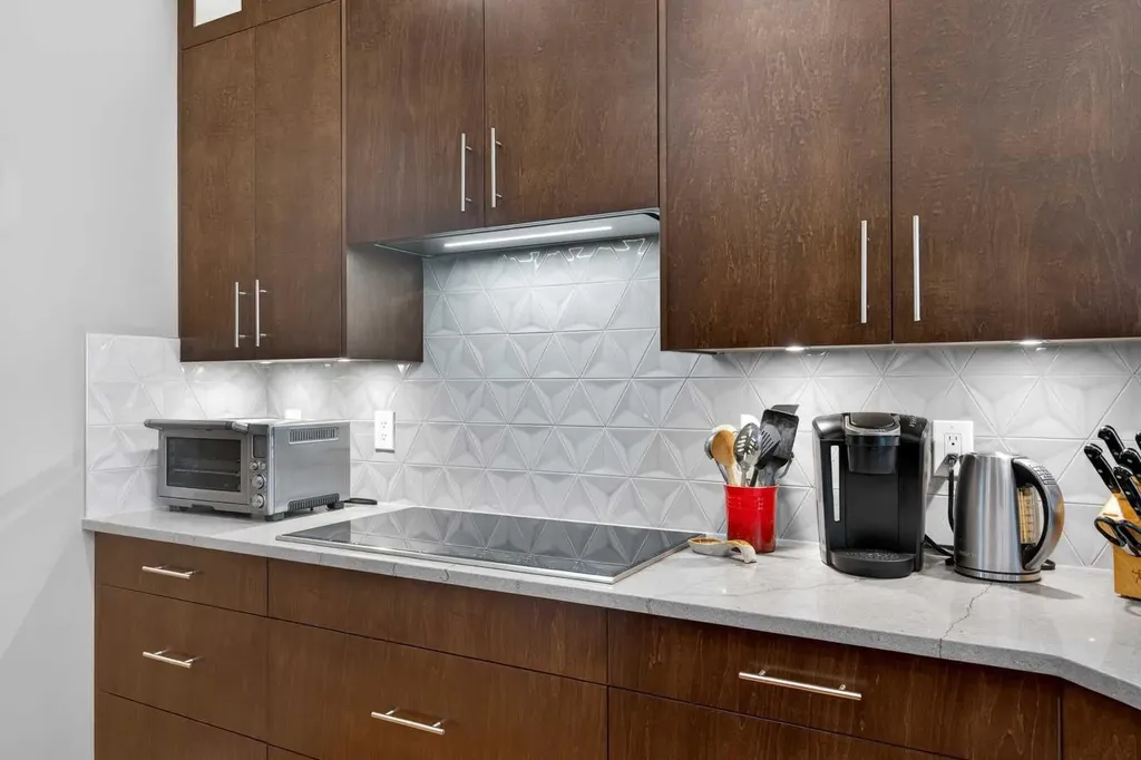 15 Hampstead Rise NW Calgary AB T3A 6B4