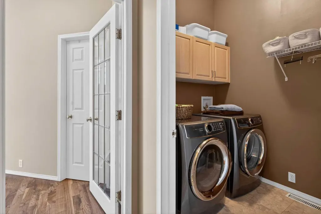 15 Hampstead Rise NW Calgary AB T3A 6B4