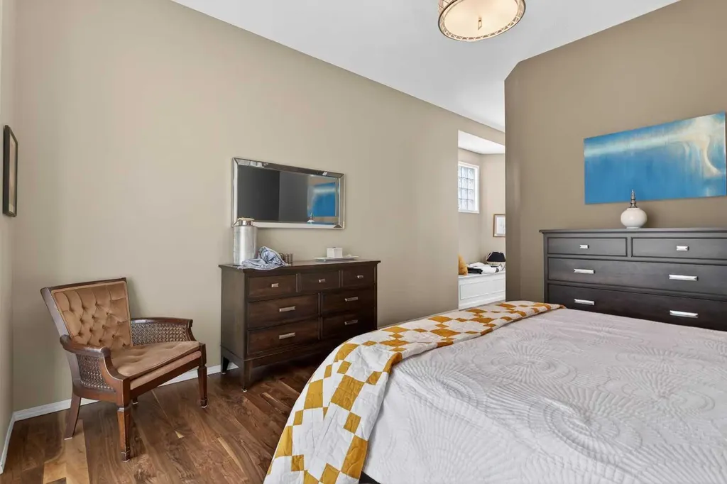 15 Hampstead Rise NW Calgary AB T3A 6B4