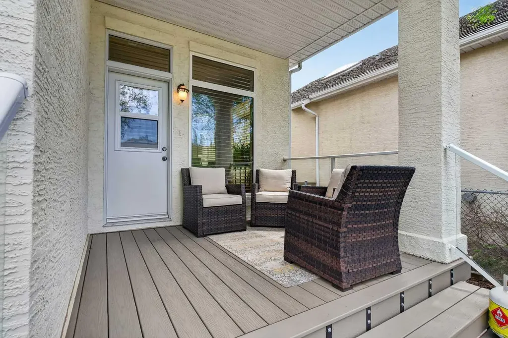 15 Hampstead Rise NW Calgary AB T3A 6B4
