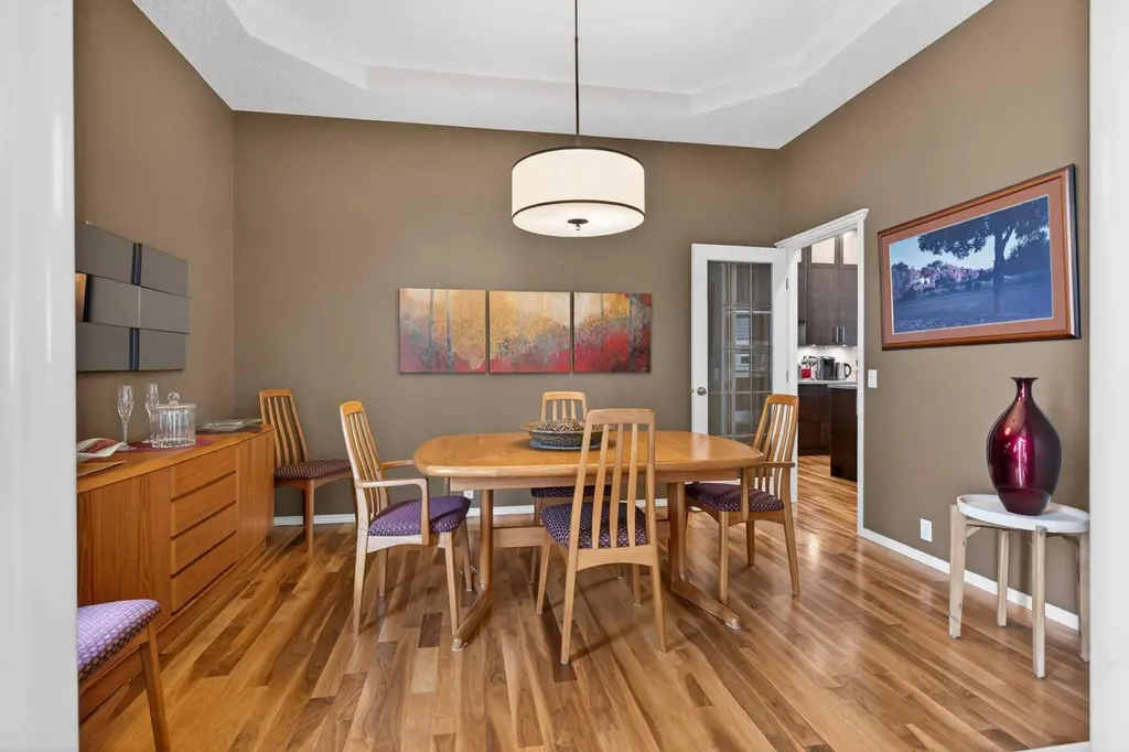 15 Hampstead Rise NW Calgary AB T3A 6B4