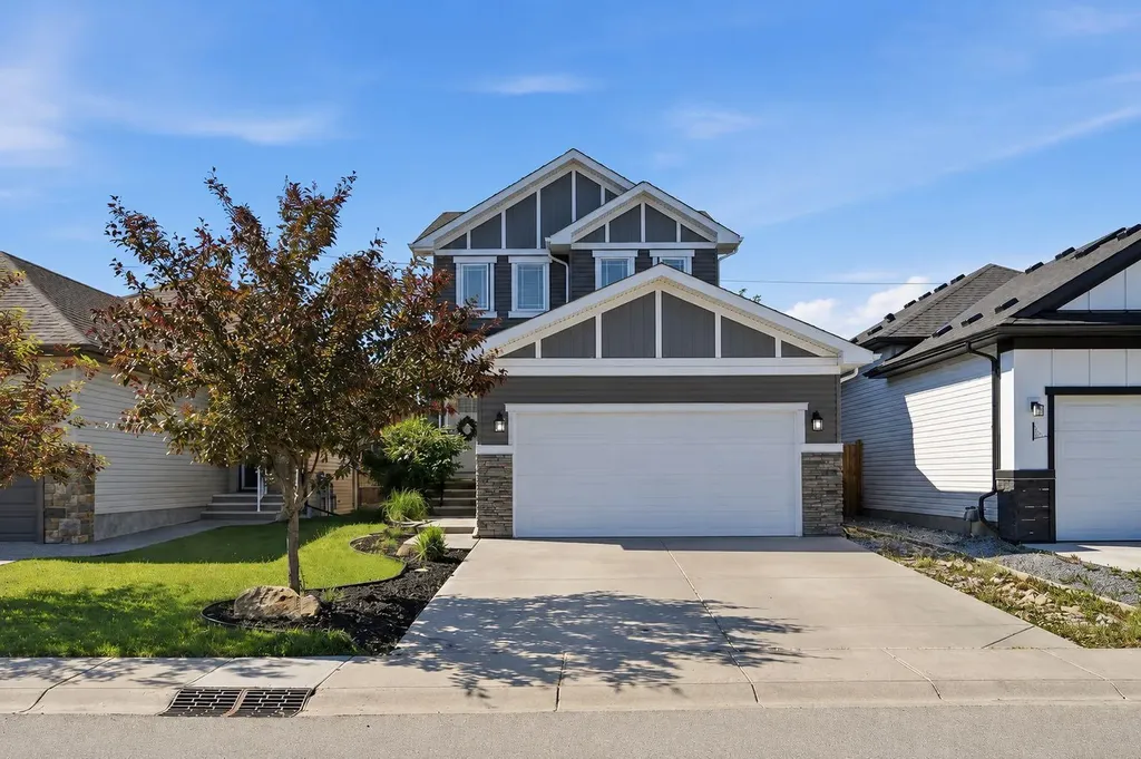 245 Cimarron Vista Way Okotoks AB T1S 1L5