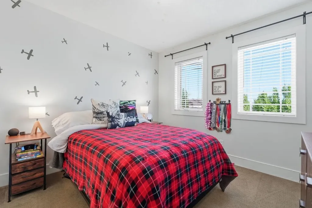 245 Cimarron Vista Way Okotoks AB T1S 1L5