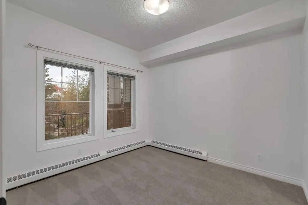 30 Royal Oak Plaza NW Calgary AB T3G 0C1