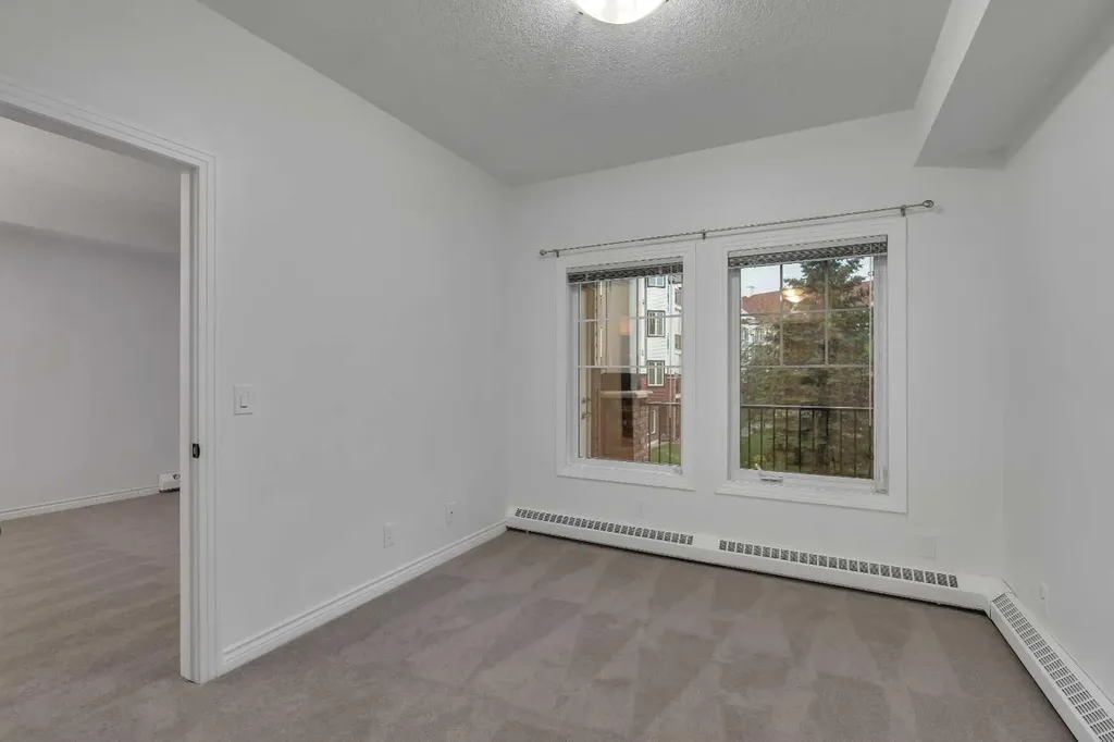 30 Royal Oak Plaza NW Calgary AB T3G 0C1
