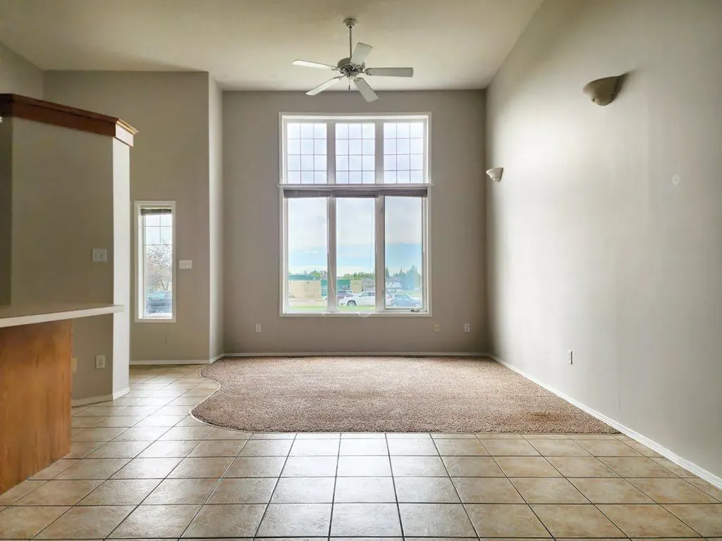 67 Blackfoot Boulevard W Lethbridge AB T1K 7N7