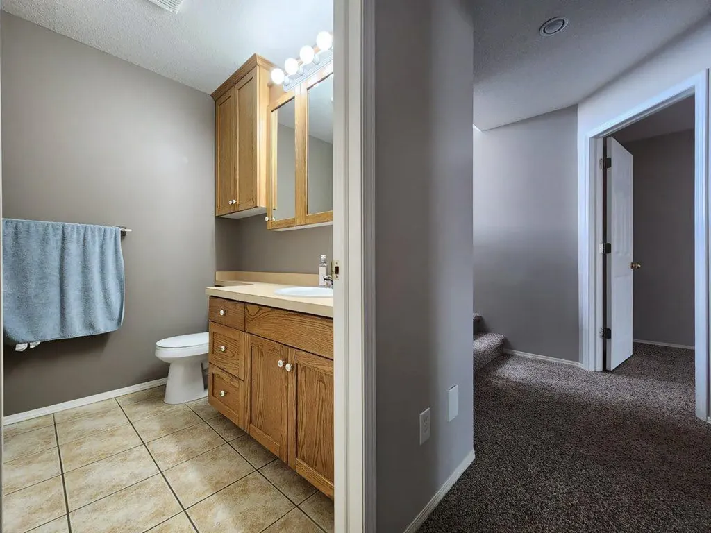 67 Blackfoot Boulevard W Lethbridge AB T1K 7N7