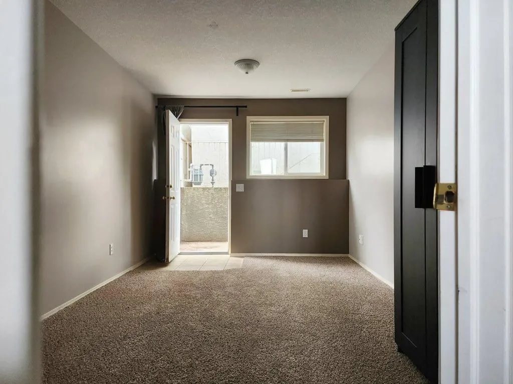 67 Blackfoot Boulevard W Lethbridge AB T1K 7N7