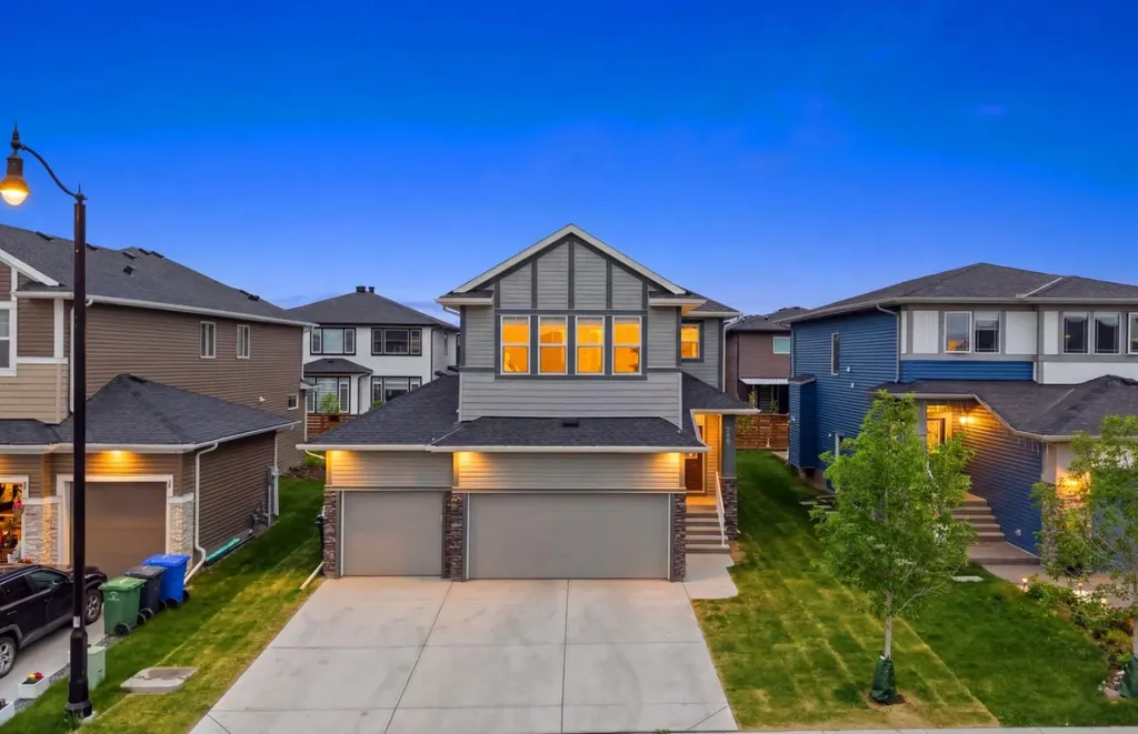 432 Dawson Circle Chestermere AB T1X2R8