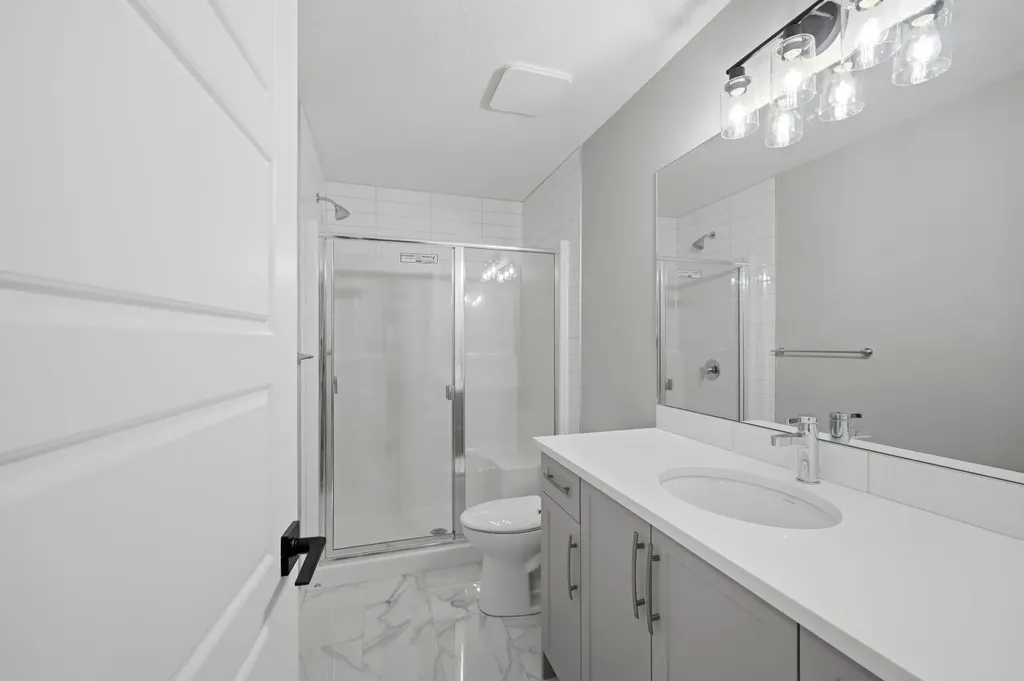 432 Dawson Circle Chestermere AB T1X2R8