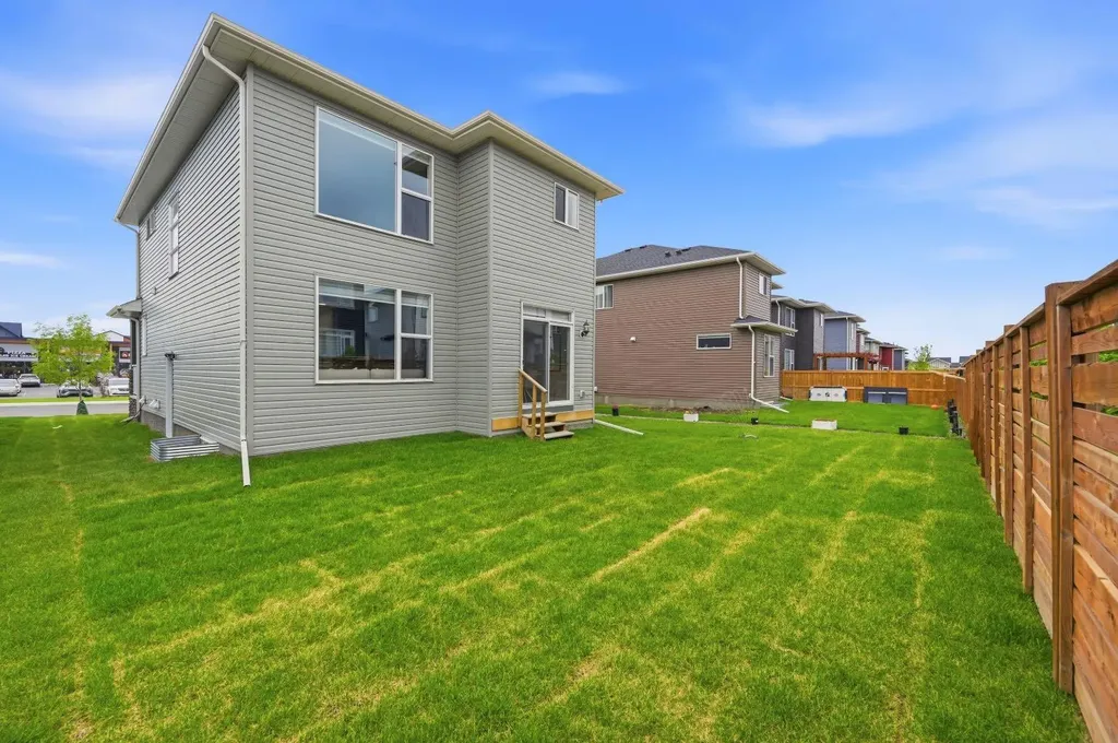 432 Dawson Circle Chestermere AB T1X2R8