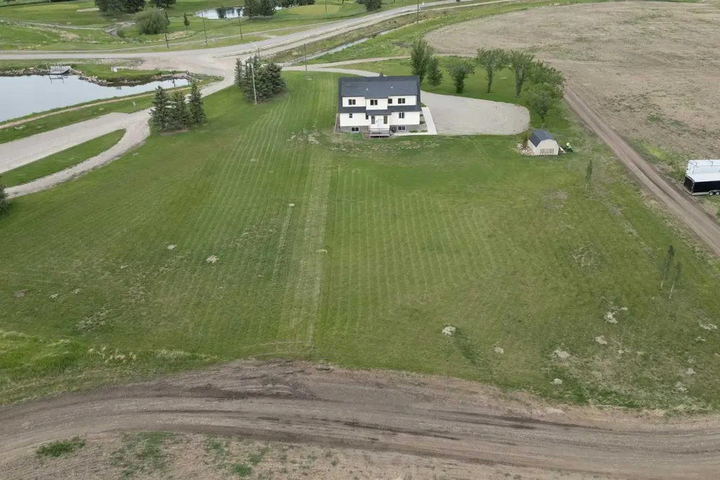 12 Aspen Arbor Raymond AB T0K 2S0