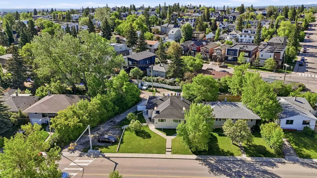 2404 & 2406 Richmond Road SW Calgary AB T2T 5E4