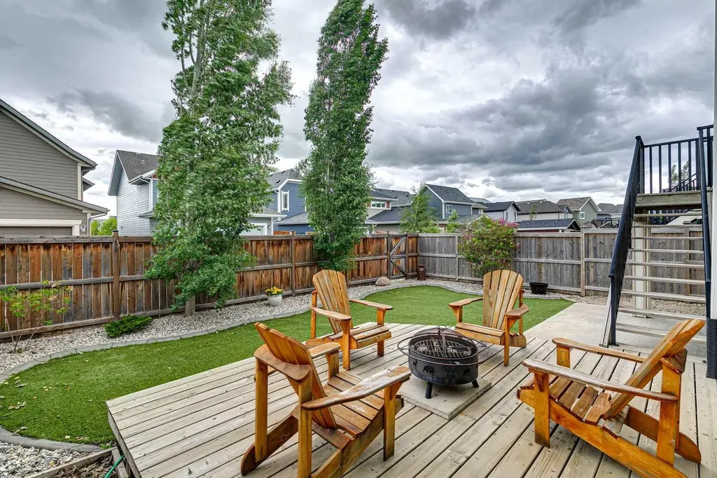 48 Masters Common SE Calgary AB T3M 2B8