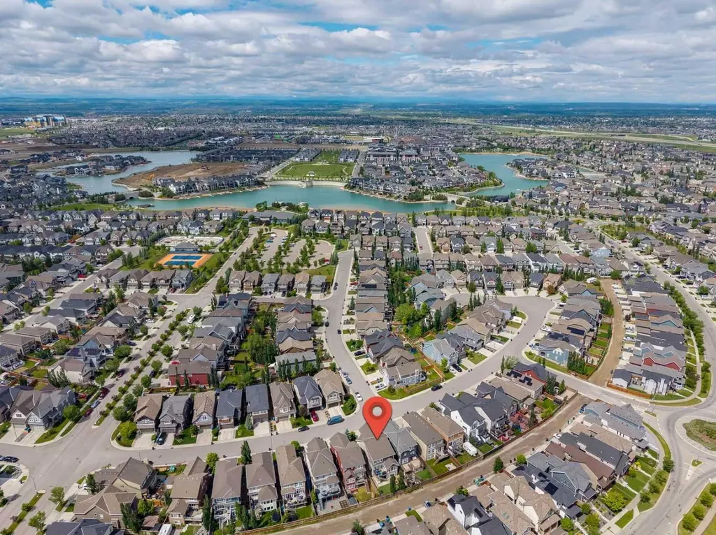 48 Masters Common SE Calgary AB T3M 2B8
