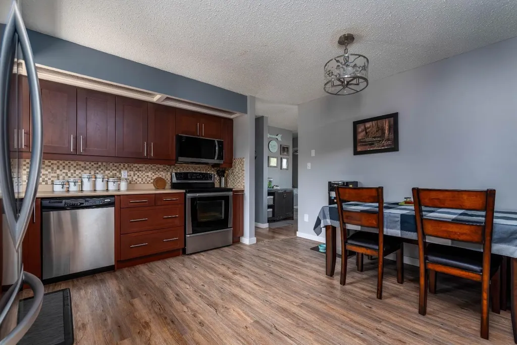 4605 32 Street Lloydminster SK S9V 1N6