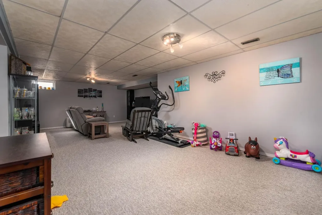 4605 32 Street Lloydminster SK S9V 1N6