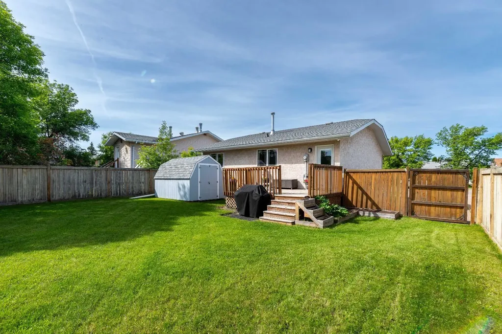 4605 32 Street Lloydminster SK S9V 1N6
