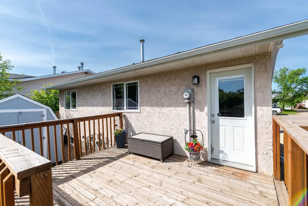 4605 32 Street Lloydminster SK S9V 1N6