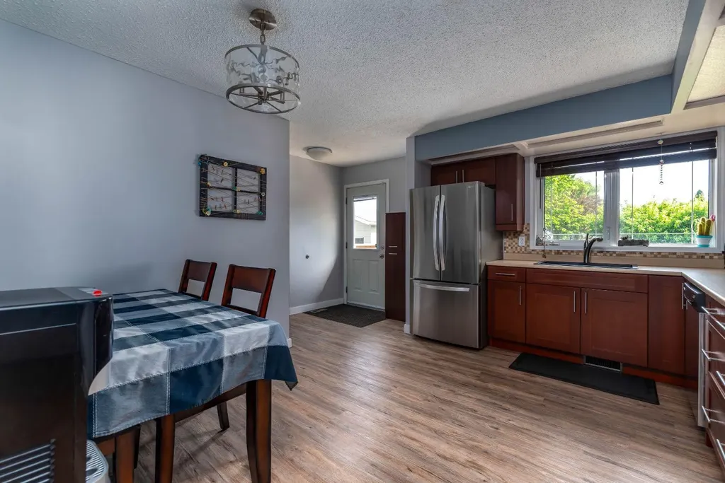 4605 32 Street Lloydminster SK S9V 1N6