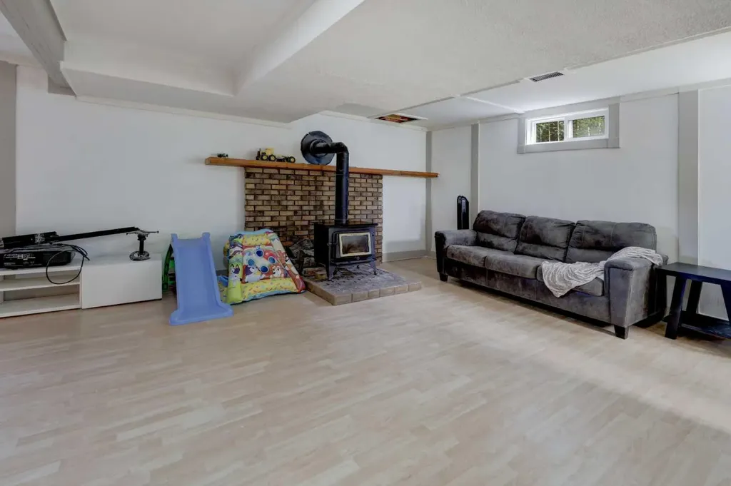 620 Mcculloch Crescent Irricana AB T0M 1B0