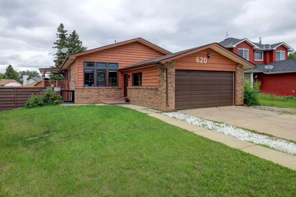 620 Mcculloch Crescent Irricana AB T0M 1B0