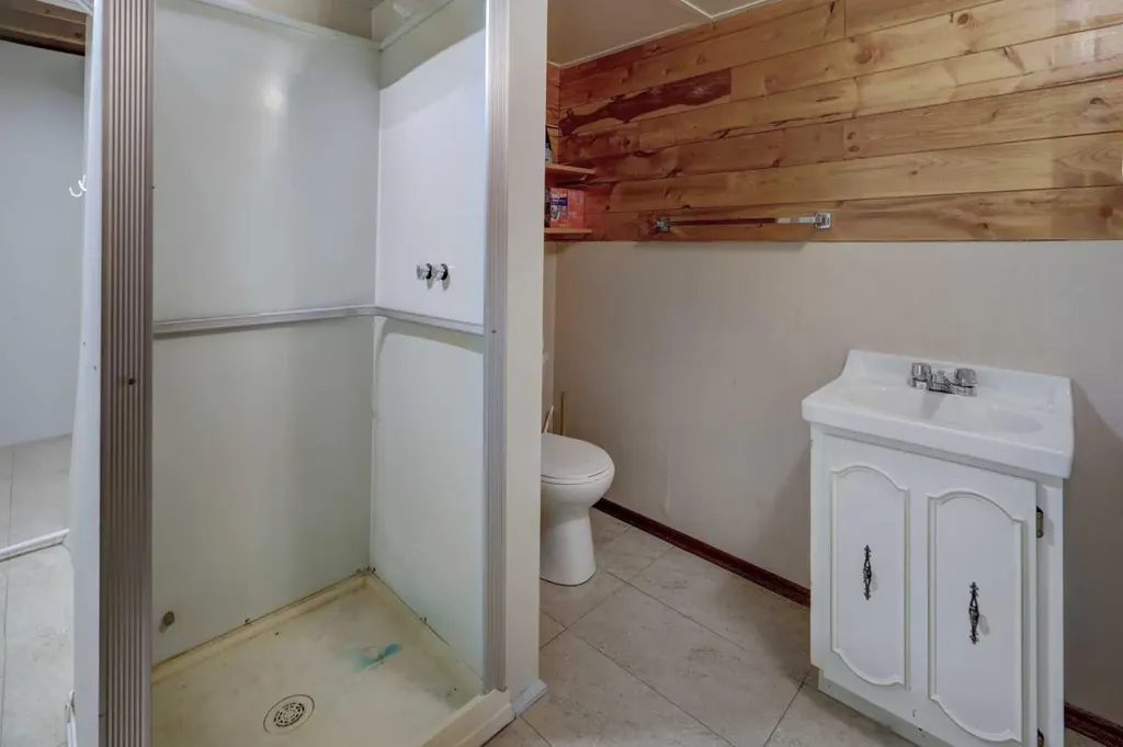620 Mcculloch Crescent Irricana AB T0M 1B0