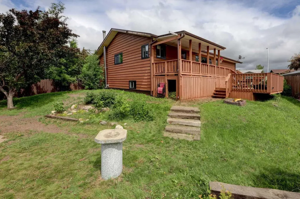 620 Mcculloch Crescent Irricana AB T0M 1B0