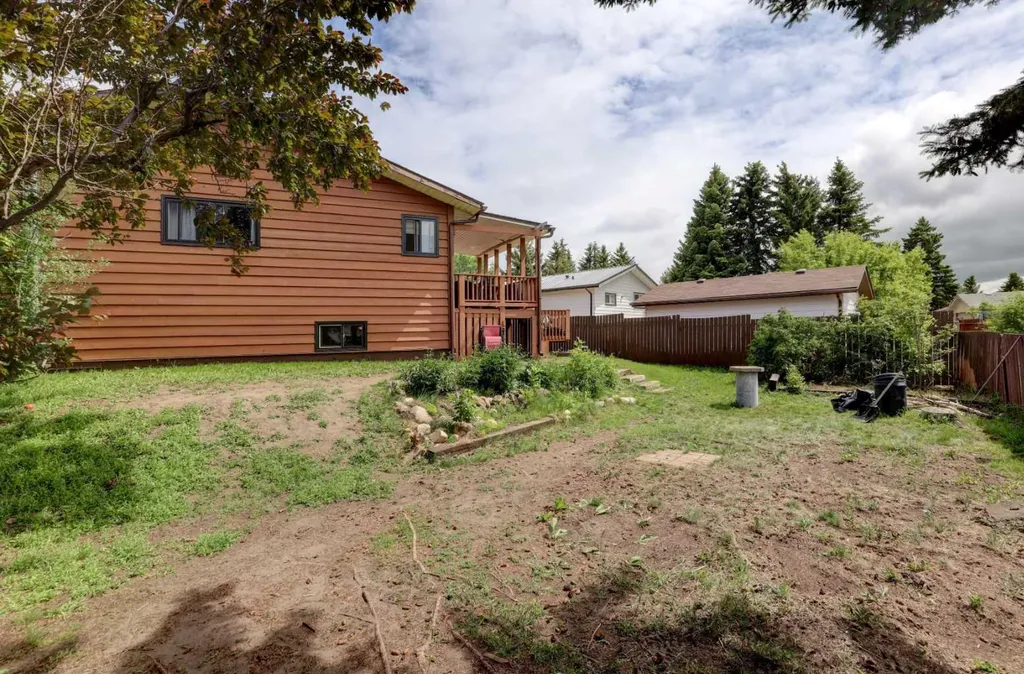 620 Mcculloch Crescent Irricana AB T0M 1B0