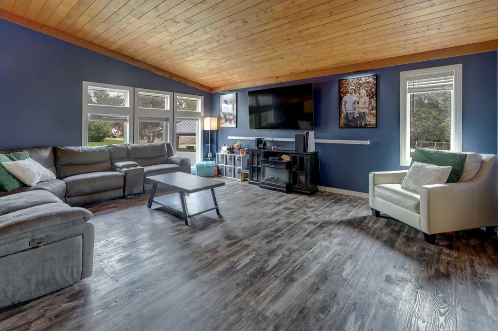 620 Mcculloch Crescent Irricana AB T0M 1B0