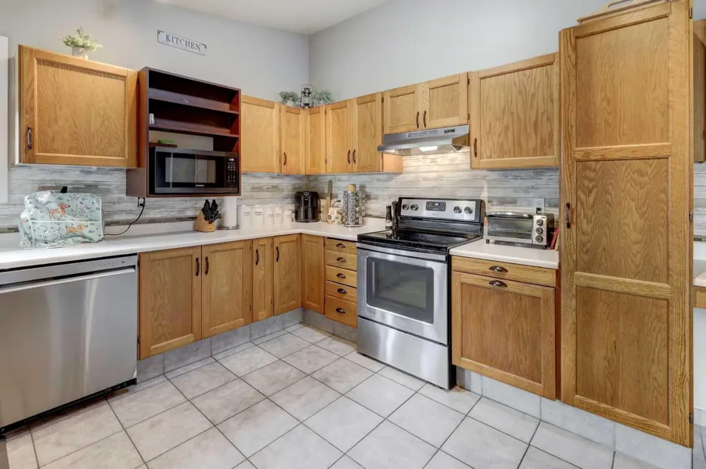 620 Mcculloch Crescent Irricana AB T0M 1B0