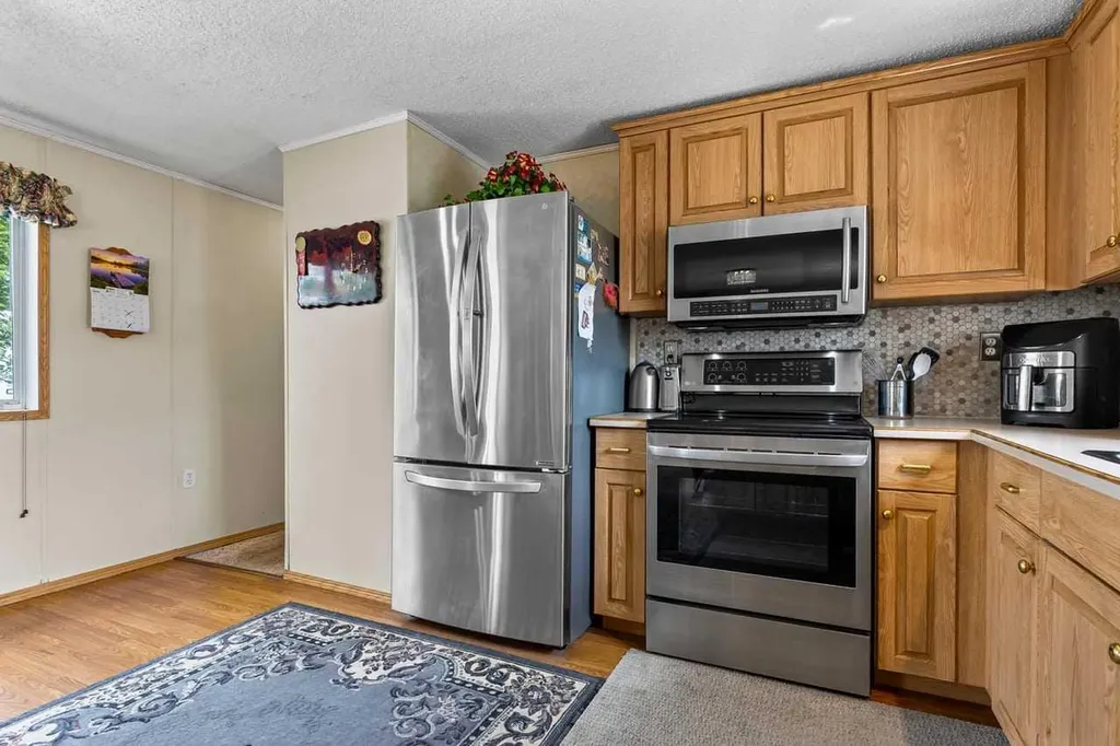 1101 84 Street NE Calgary AB T2A 7X2