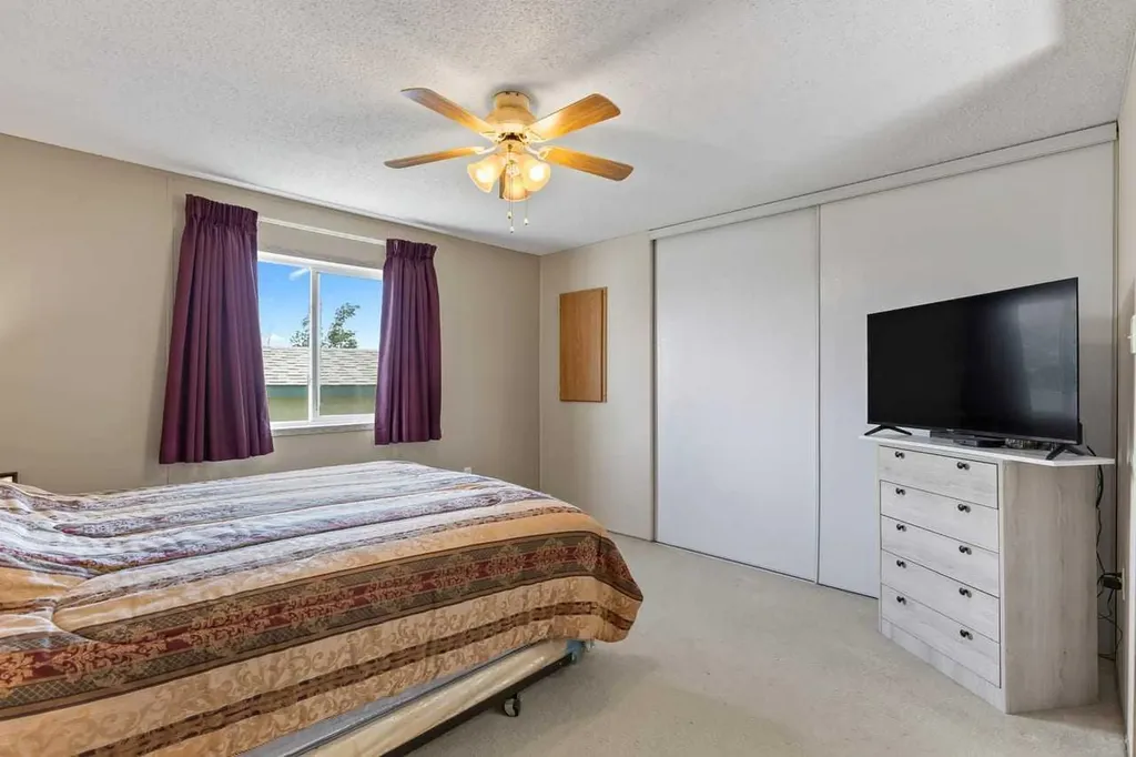 1101 84 Street NE Calgary AB T2A 7X2