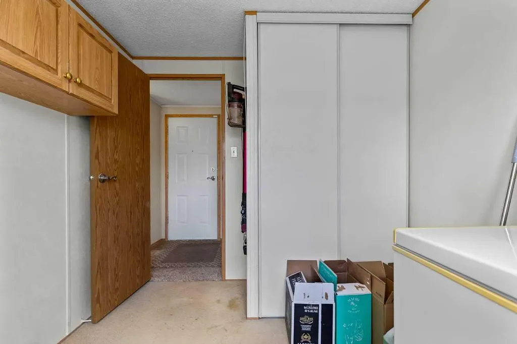 1101 84 Street NE Calgary AB T2A 7X2