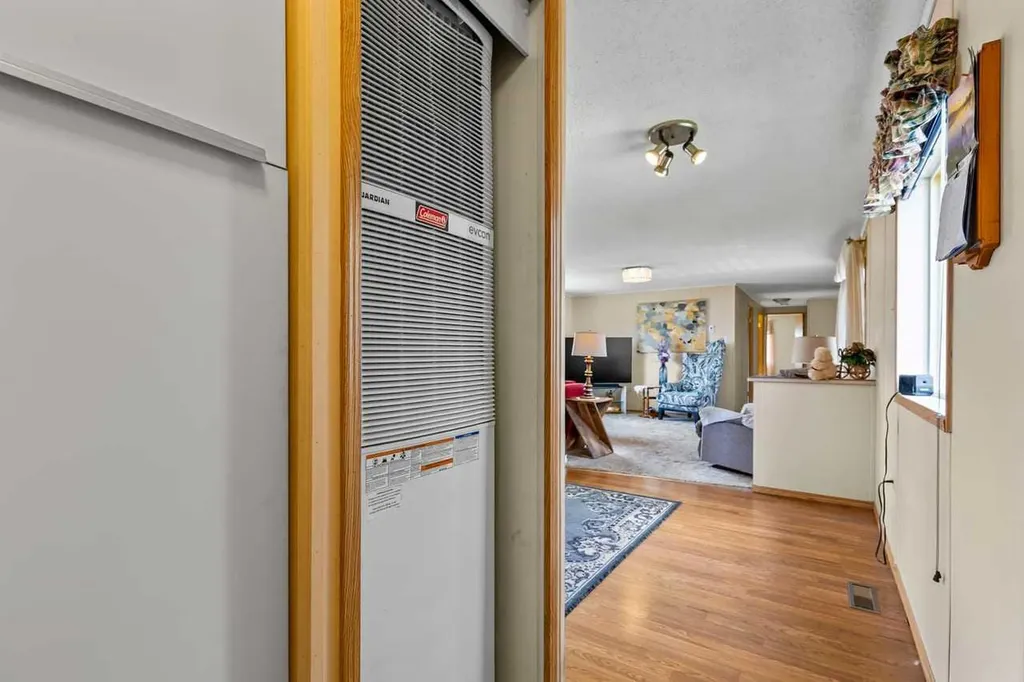 1101 84 Street NE Calgary AB T2A 7X2
