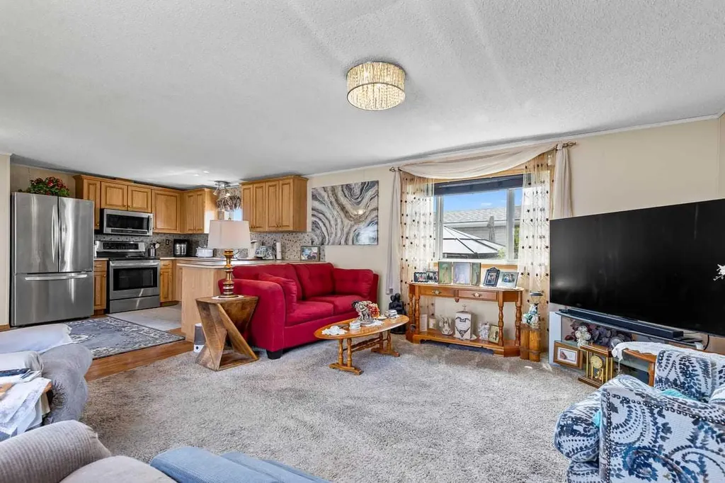1101 84 Street NE Calgary AB T2A 7X2