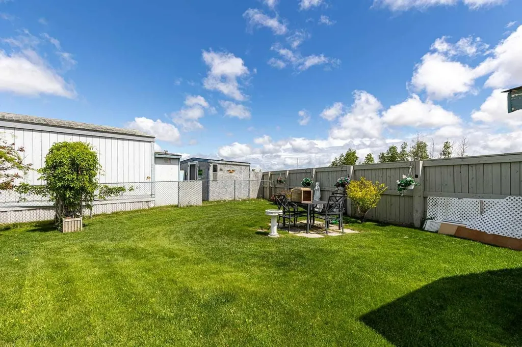1101 84 Street NE Calgary AB T2A 7X2