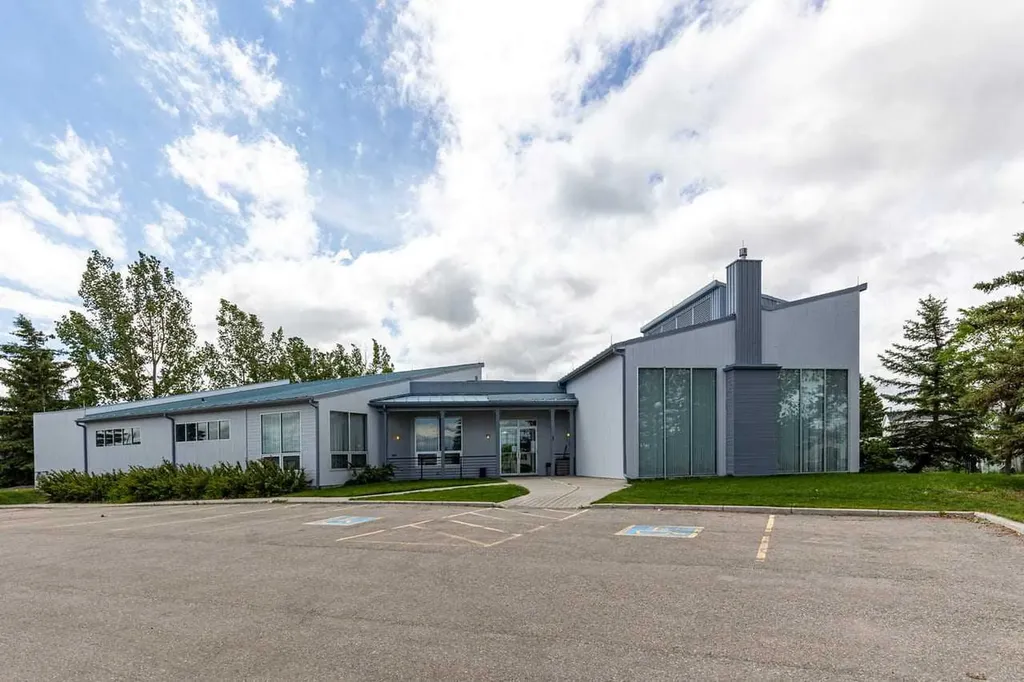 1101 84 Street NE Calgary AB T2A 7X2
