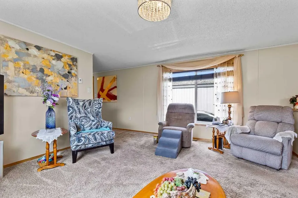 1101 84 Street NE Calgary AB T2A 7X2
