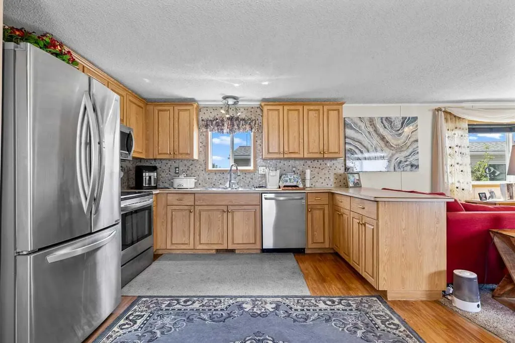 1101 84 Street NE Calgary AB T2A 7X2
