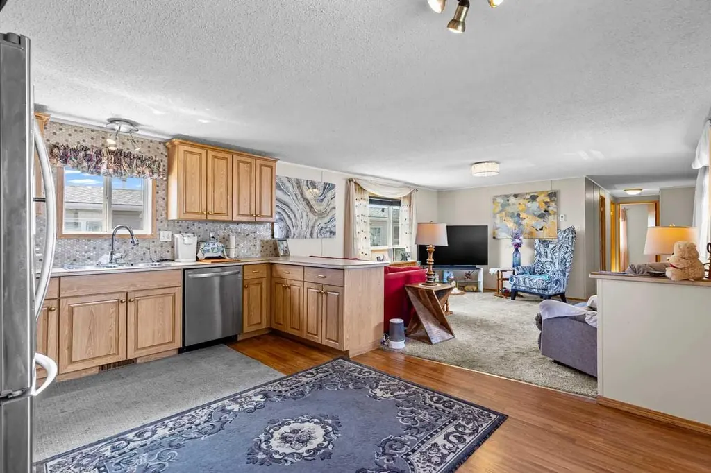 1101 84 Street NE Calgary AB T2A 7X2