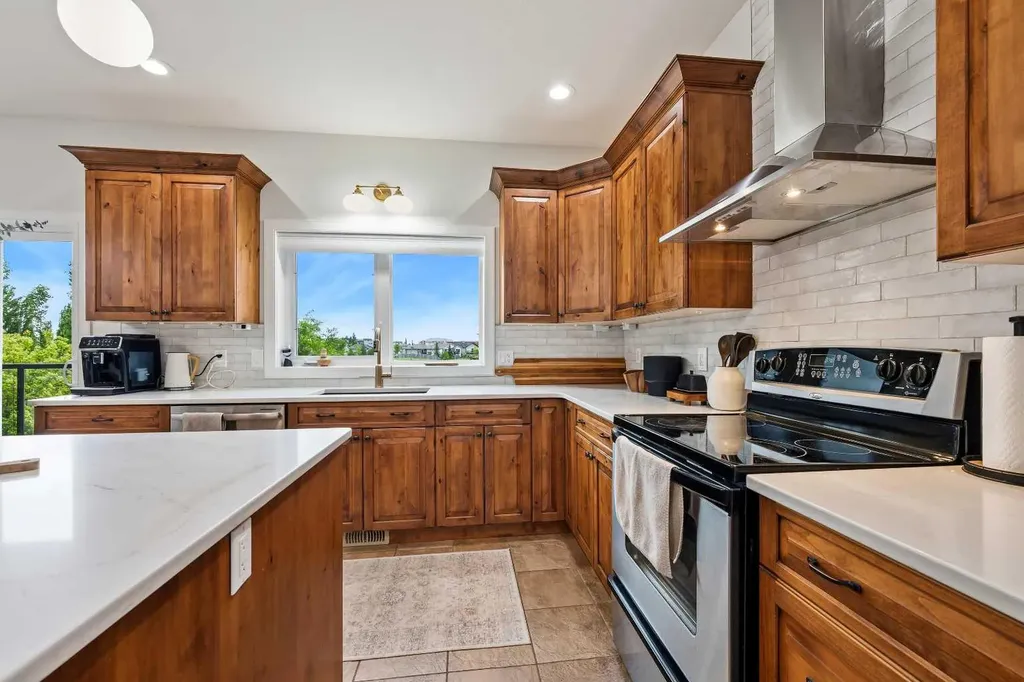 5209 19 Street Lloydminster AB T9V 3L6