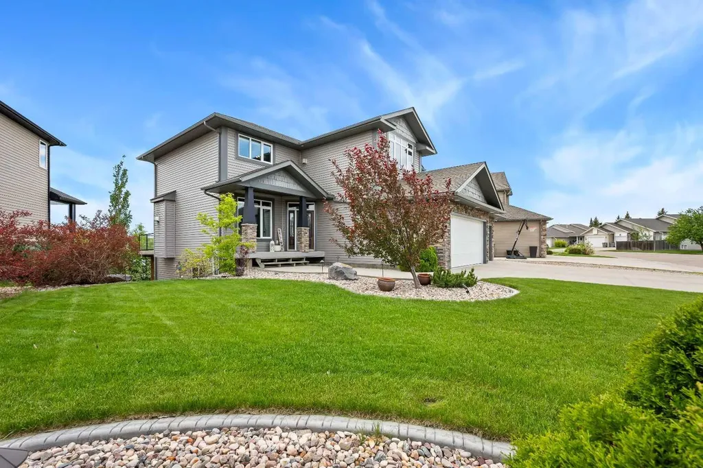 5209 19 Street Lloydminster AB T9V 3L6