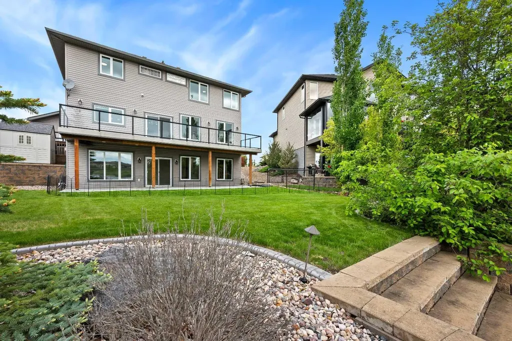 5209 19 Street Lloydminster AB T9V 3L6