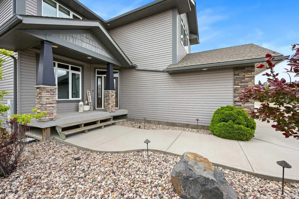 5209 19 Street Lloydminster AB T9V 3L6