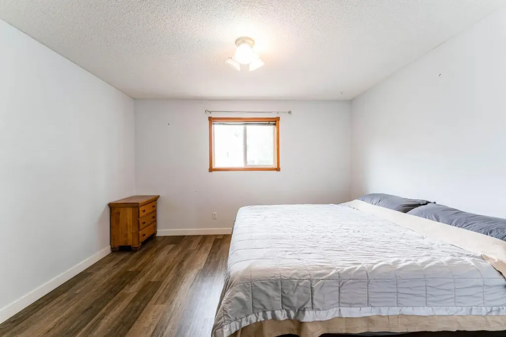 52 Covington Road NE Calgary AB T3X4A7